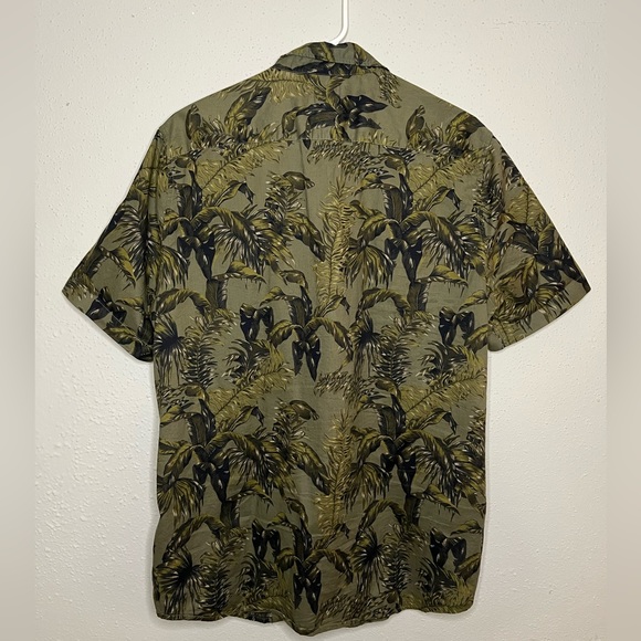 H&M button up shirt - Picture 2 of 4